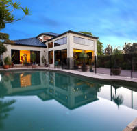 Mes cuml dia sed inenias  lot aliiqtes dolor ame.